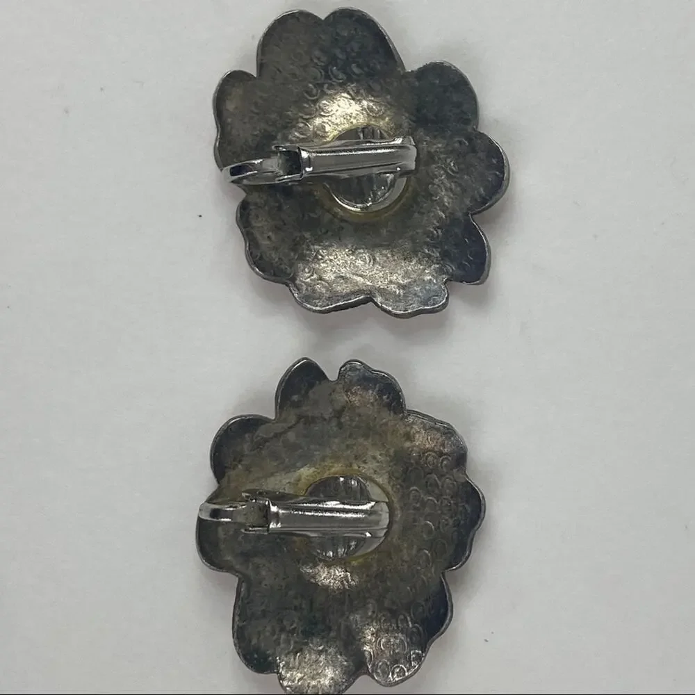 Vintage Enameled Flower Clip On Earrings